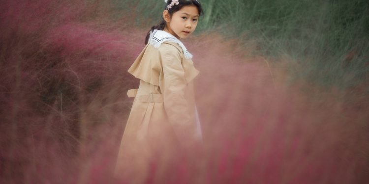 Smile Bright: A Parent&rsquo;s Guide to Happy and Healthy Kids&rsquo; Teeth