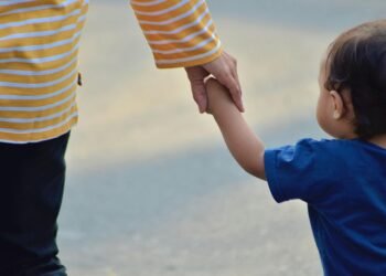 Empowering Working Moms: The Case for Generous Maternity Leave Policies