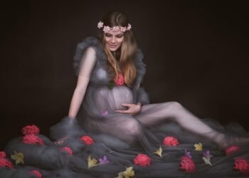 The Essential Guide to Navigating Maternity Leave: Your Roadmap to a Smooth Transition