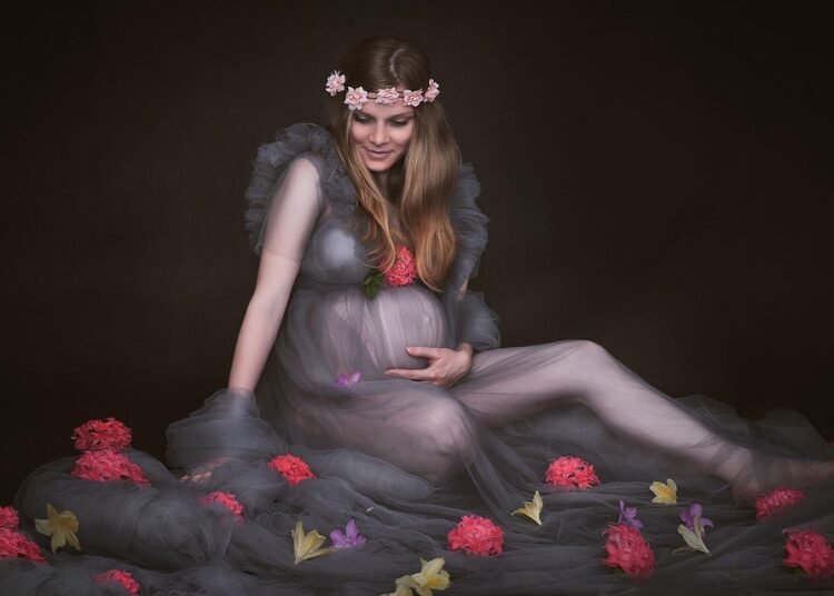 The Essential Guide to Navigating Maternity Leave: Your Roadmap to a Smooth Transition