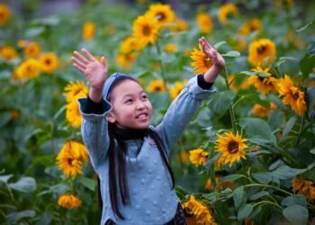 Fun and Fit: Engaging Kids in Active Playtime