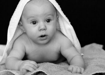 The Ultimate Guide to Mastering Breastfeeding Positions for Optimal Comfort and Bonding