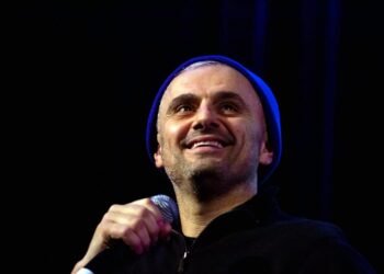 Gary Vaynerchuk Just Wants Us All To Be (And Raise) Nice Guys