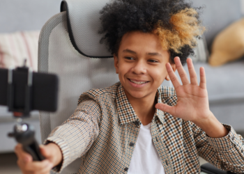 Why Your Kid Performing Their Life Online Is Actually a Developmental Milestone